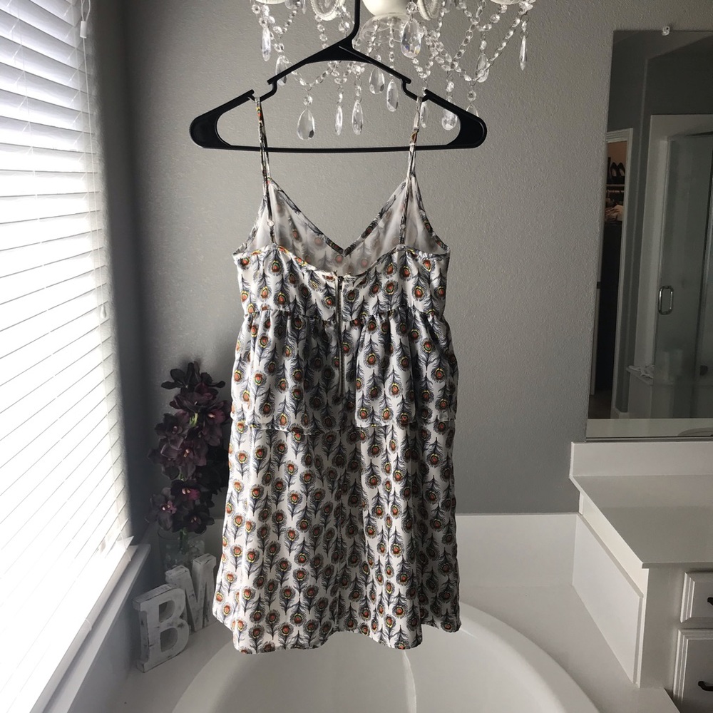 Dress - Picture 3 of 4